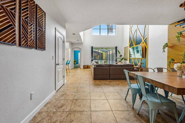 Building Photo - 8964 Bismarck Palm Rd