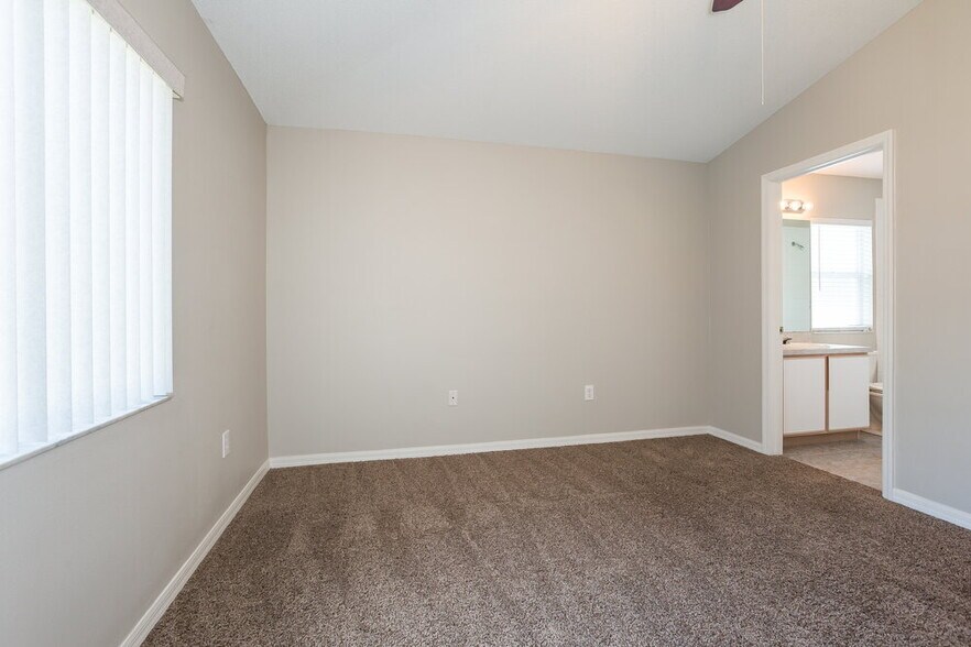 Building Photo - 3146 Pine Top Dr