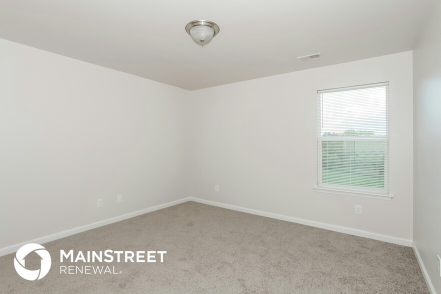 Building Photo - 2512 Guildhall Ln