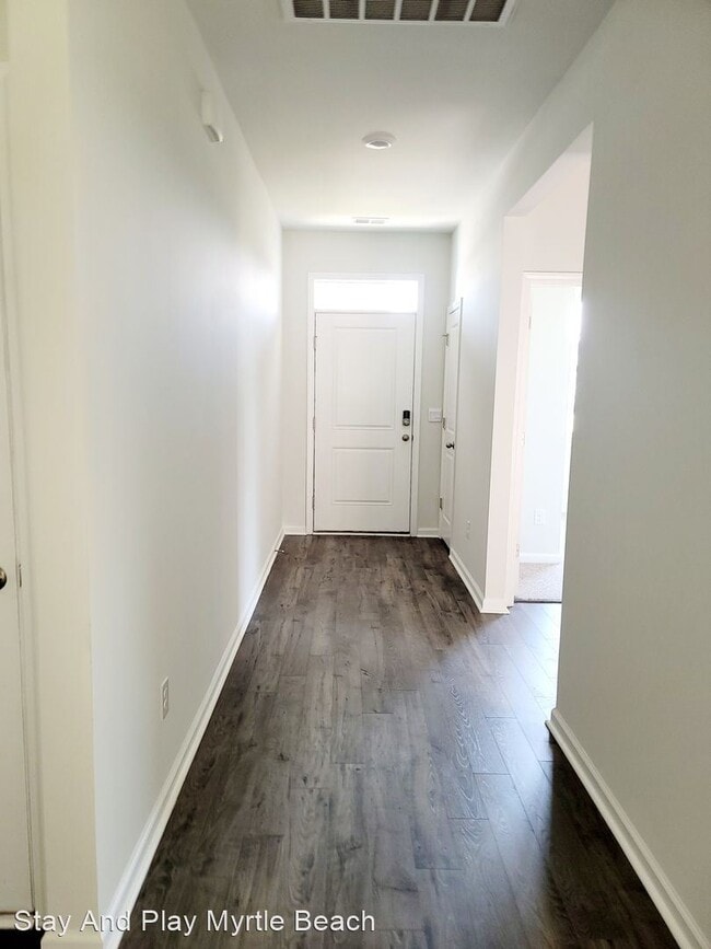 Building Photo - 4 br, 2 bath House - 1028 Red Tide Street