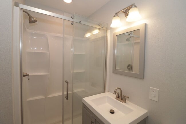 Building Photo - 4239 Swift Ave