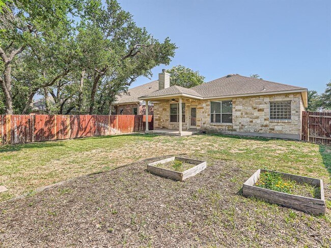 Building Photo - 210 Arrowhead Trail