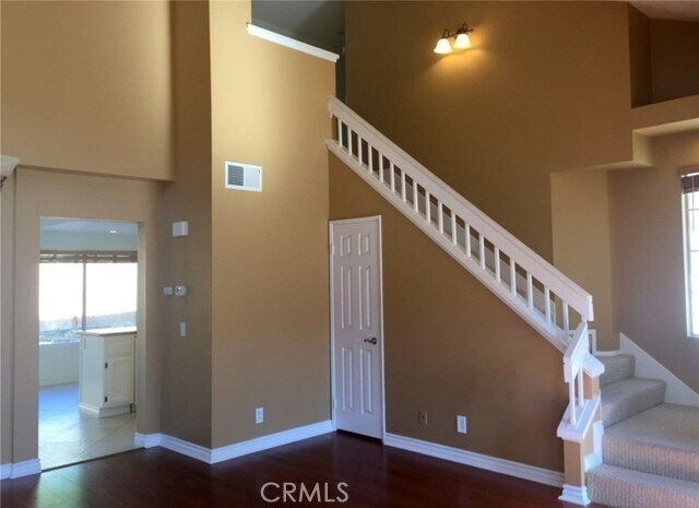 Building Photo - 28562 Las Arubas