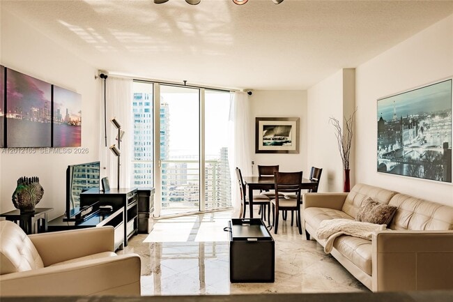 Building Photo - 325 S Biscayne Blvd