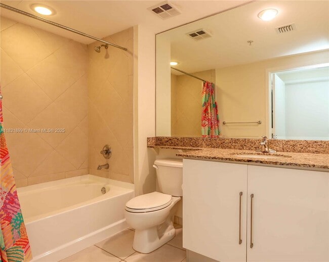 Building Photo - 335 S Biscayne Blvd