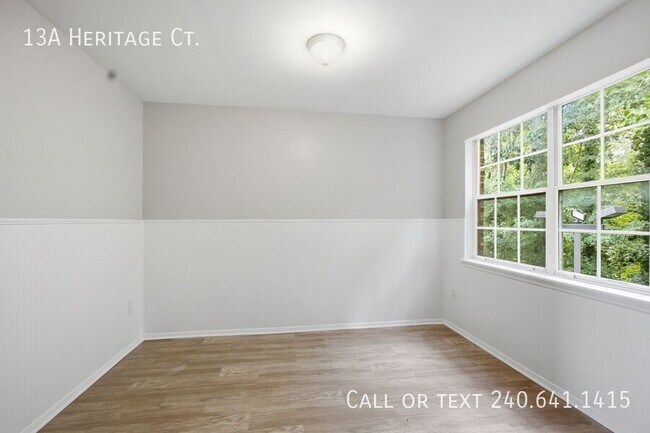 Building Photo - 13A Heritage Ct.-