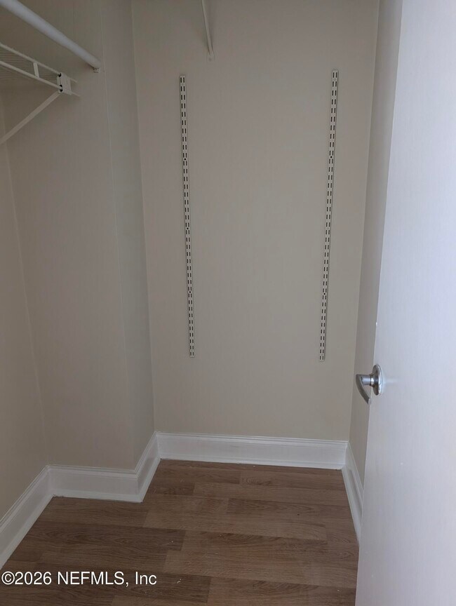 Building Photo - 8529 Sturbridge Cir W