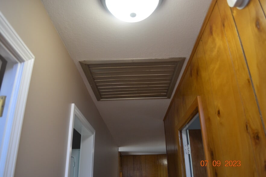 Attic Fan in addition to A/C. - 15314 Fuller Ave
