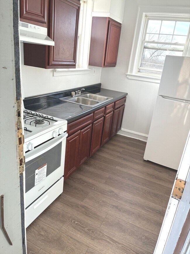 Building Photo - 3908 N Central Ave