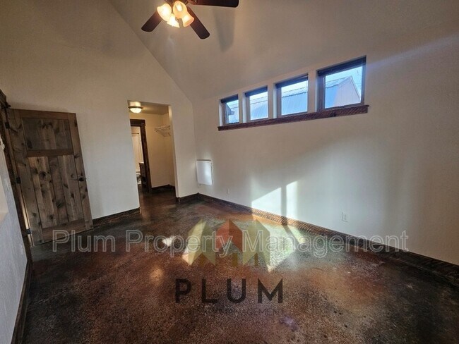 Building Photo - 131 Speedway Ave