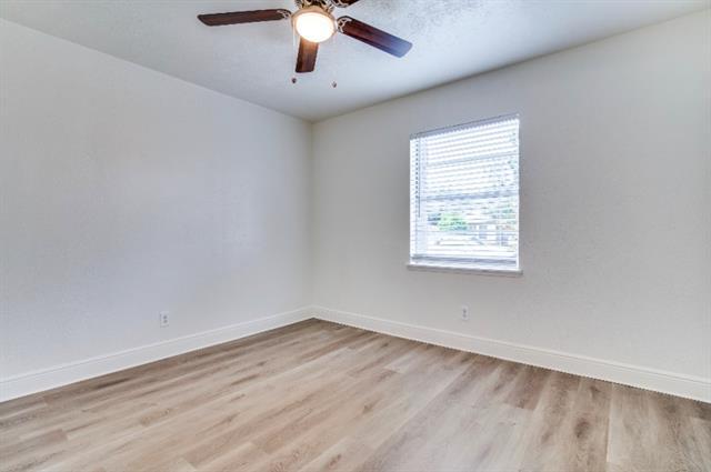 Building Photo - 5913 Maple Ln