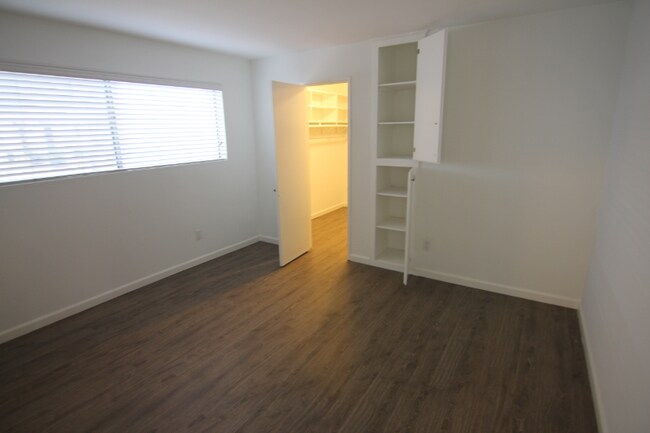 Building Photo - 3111 4th St