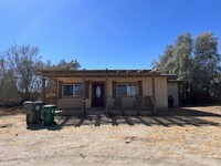 Building Photo - Charming 2 Bedroom, 2 Bath Home in Peacefu...