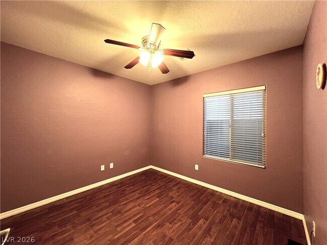 Building Photo - 4205 Gliding Gulls Ave