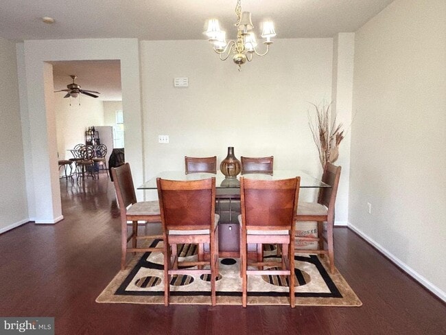 Building Photo - 12646 Heron Ridge Dr