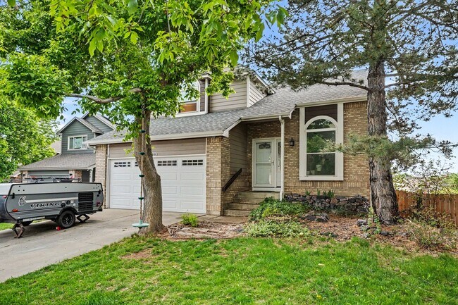 Building Photo - 448 Somerset Dr