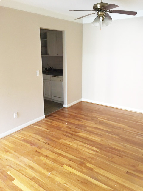 Dining Room - 1225 Island Dr