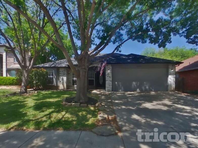Building Photo - 2520 Clovermeadow Dr