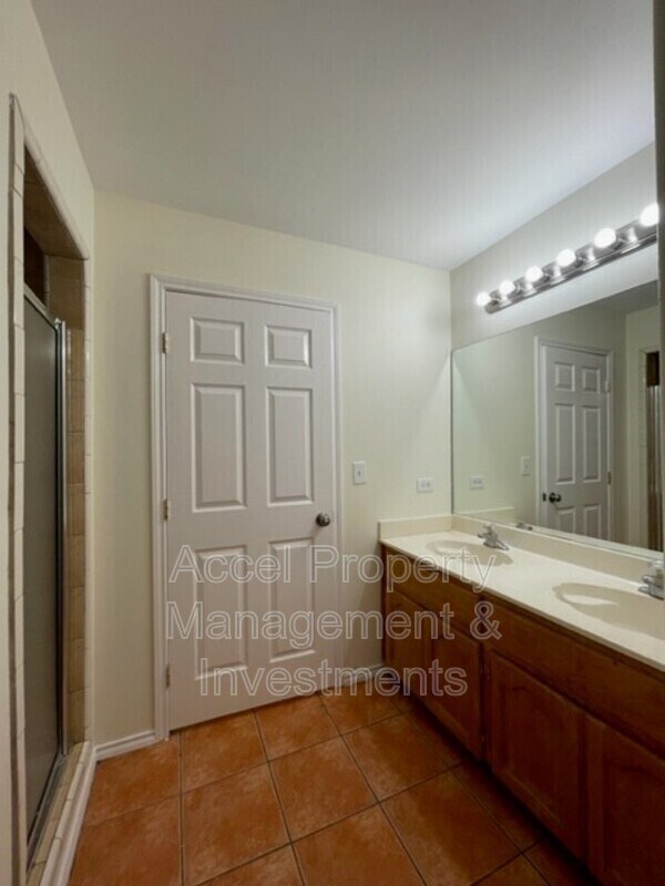 Building Photo - 1606 S Kumquat St