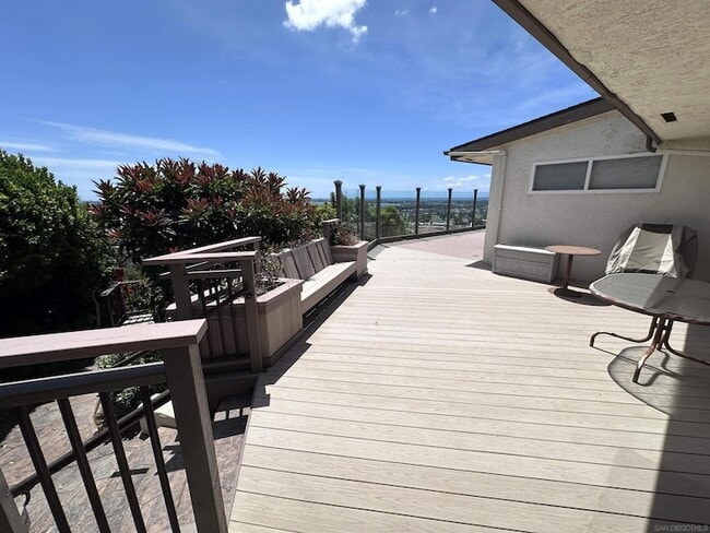 Building Photo - 3539 Mt Laurence Dr
