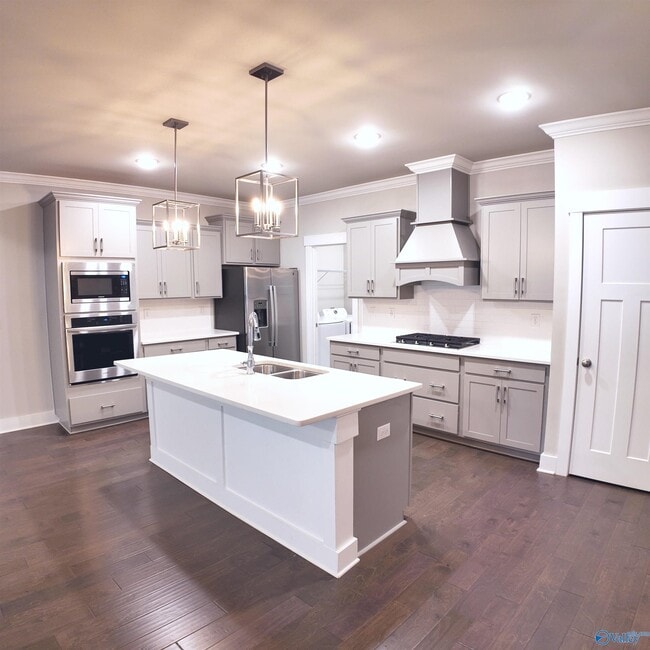 Building Photo - 404 Tillane Pk Cir