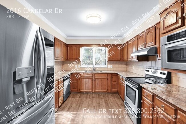 Building Photo - 2016 Candelar Dr