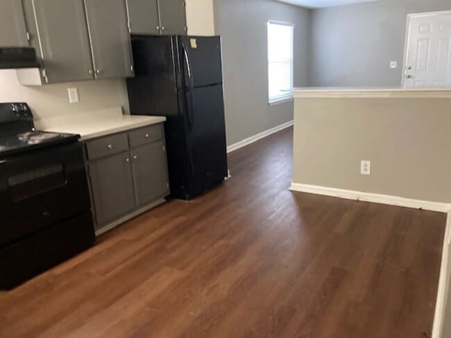 Building Photo - Two-bedroom Duplex in Gallatin