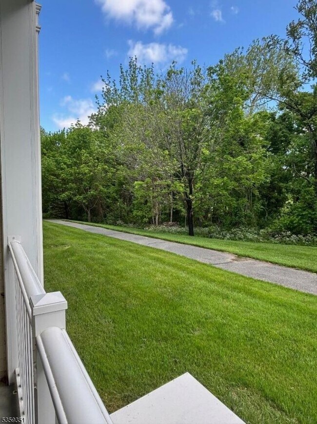 Building Photo - 6006 Brookfield Glen Dr