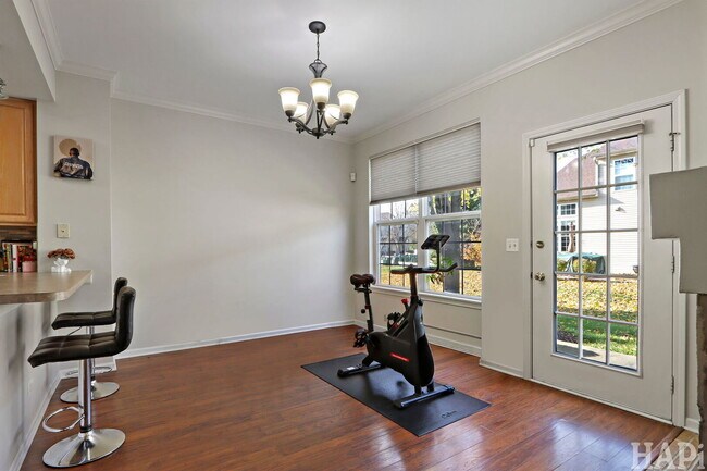 Building Photo - 750 Dillon Ct