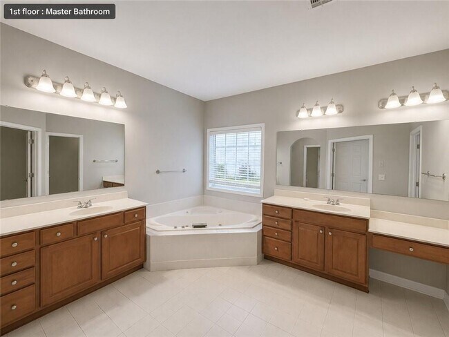 Building Photo - 380 Simonton Crest Dr SE
