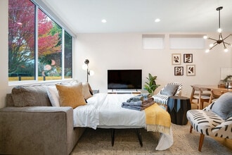 Building Photo - 8038 Mary Ave NW