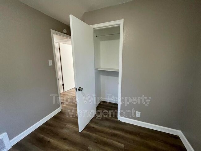 Building Photo - 1205 Nectar Dr