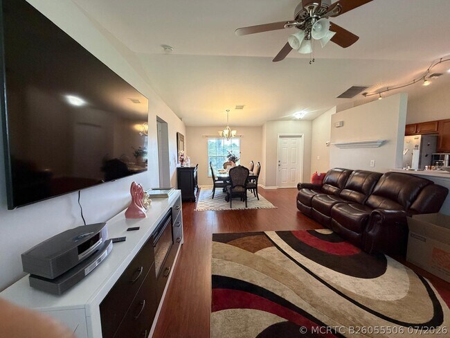 Building Photo - 3661 SW Camastro St
