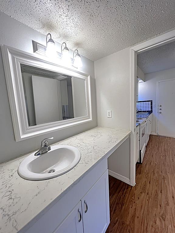 Building Photo - 2602 Penny Ln