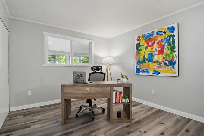 Building Photo - Highly Desirable Double Wide 55+ Home in R...
