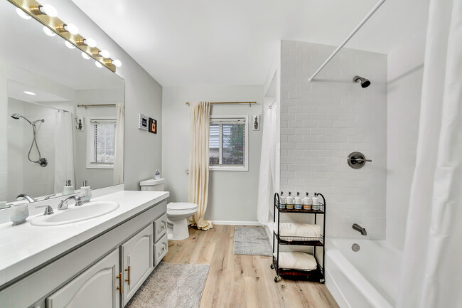 Master Bathroom - 22059 Ybarra Rd