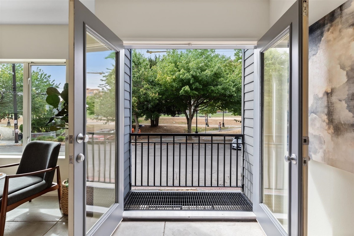Juliette balcony overlooking the park - 1800 11th Ave