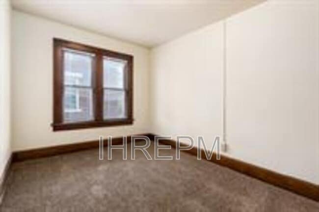 Building Photo - 824 Studer Ave