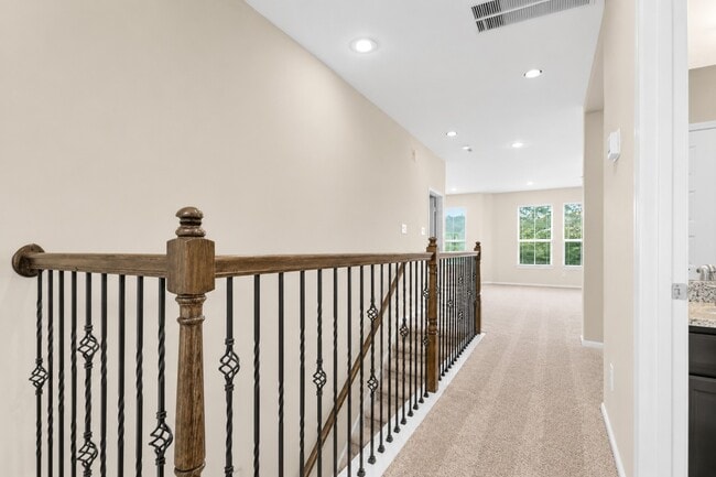 Building Photo - 22503 Miramar Bend Dr