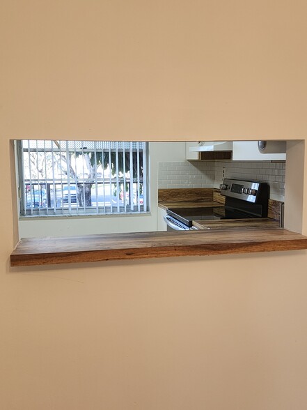Building Photo - 3341 NW 47th Ter