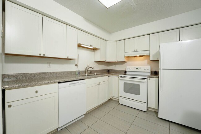 Building Photo - 203 Walker Dr