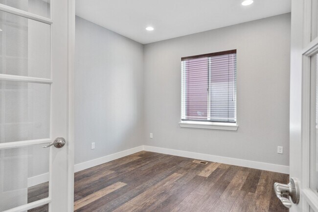 Building Photo - 4831 Basalt Ridge Cir