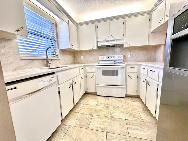 Building Photo - 326 Jupiter Lakes Blvd