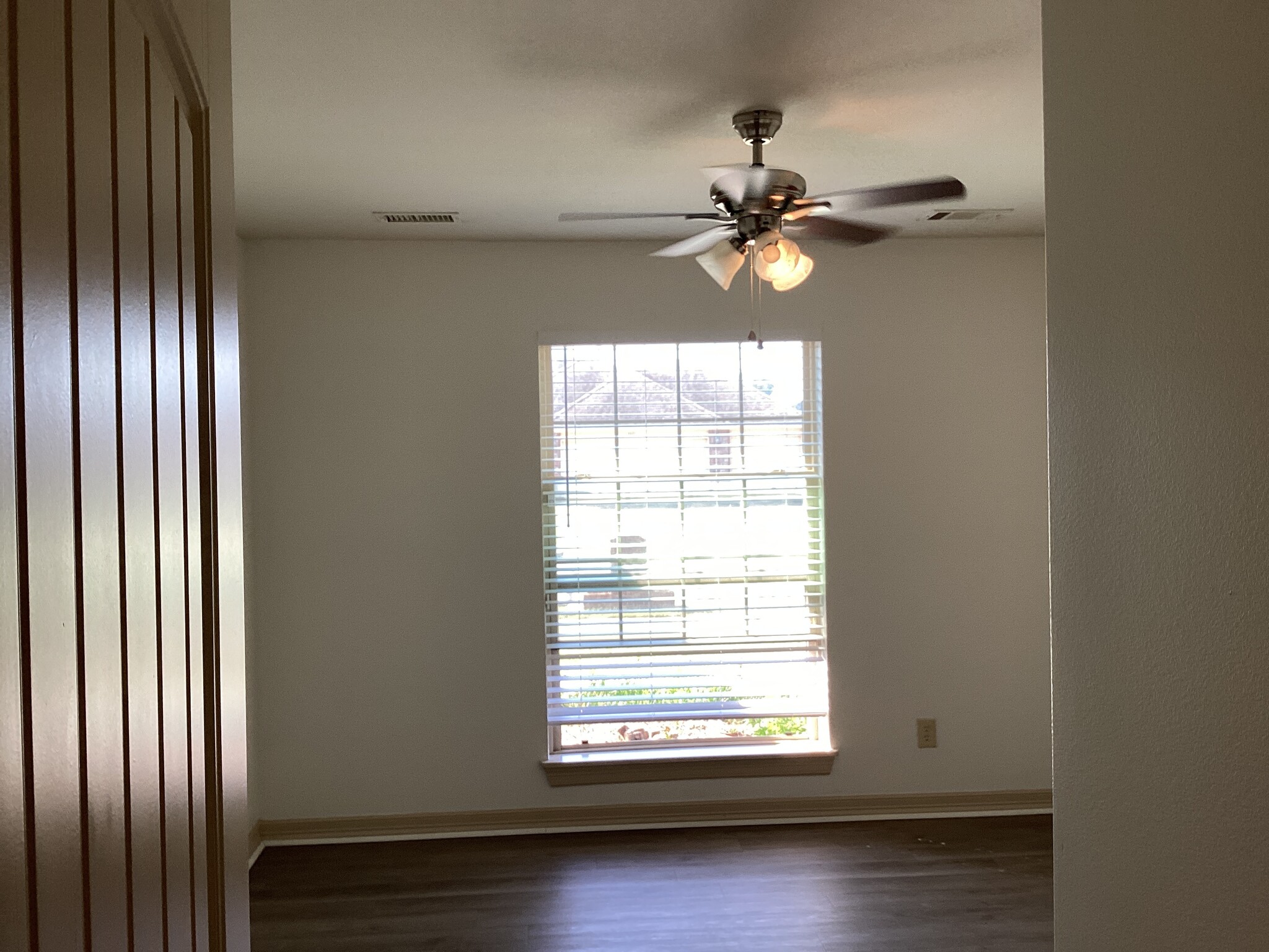 Building Photo - 3320 E Emmitsburg Pl