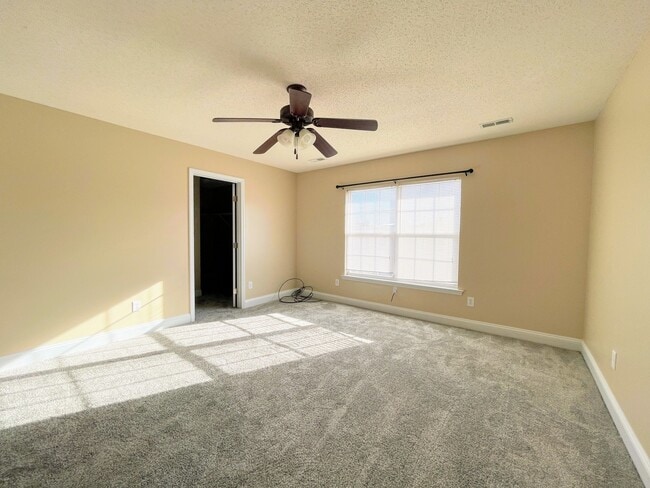 Building Photo - 29712 Robert Lee Ct