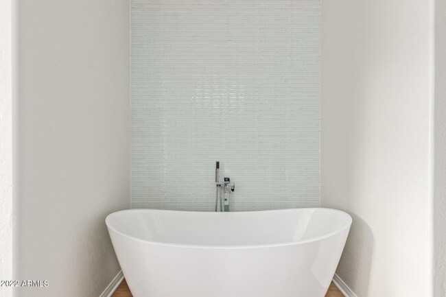 Building Photo - Grayhawk Remodeled Condo