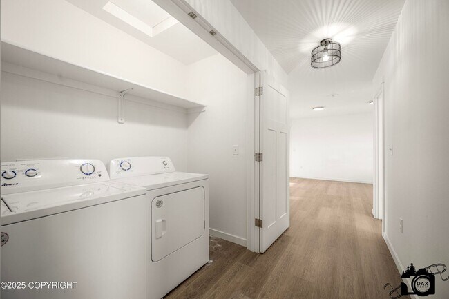 Building Photo - 1635 S Pollywog Pl