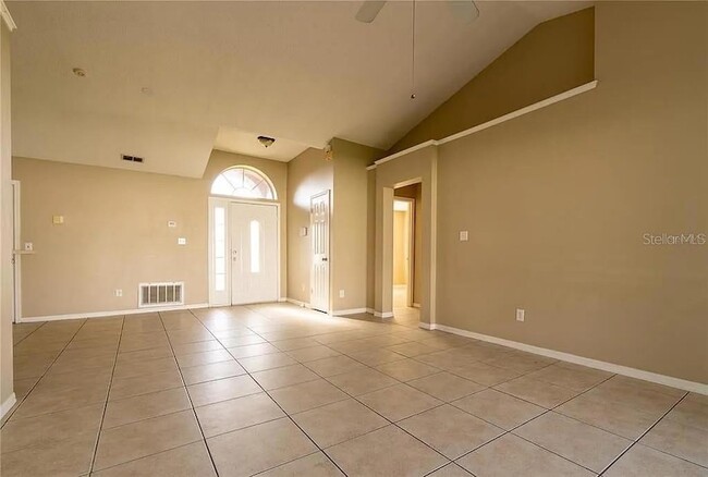 Building Photo - 4937 Cedarstone Ln