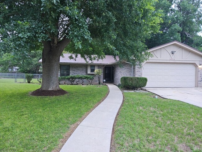 Primary Photo - 14214 Mesquite Smoke St