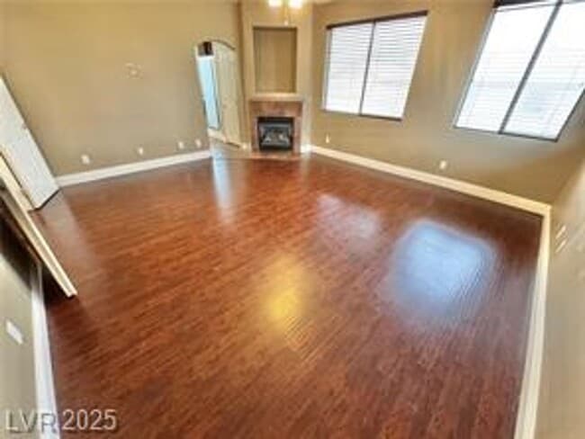 Building Photo - DON’T MISS OUT ON THIS BEAUTIFUL 4-BEDROOM...